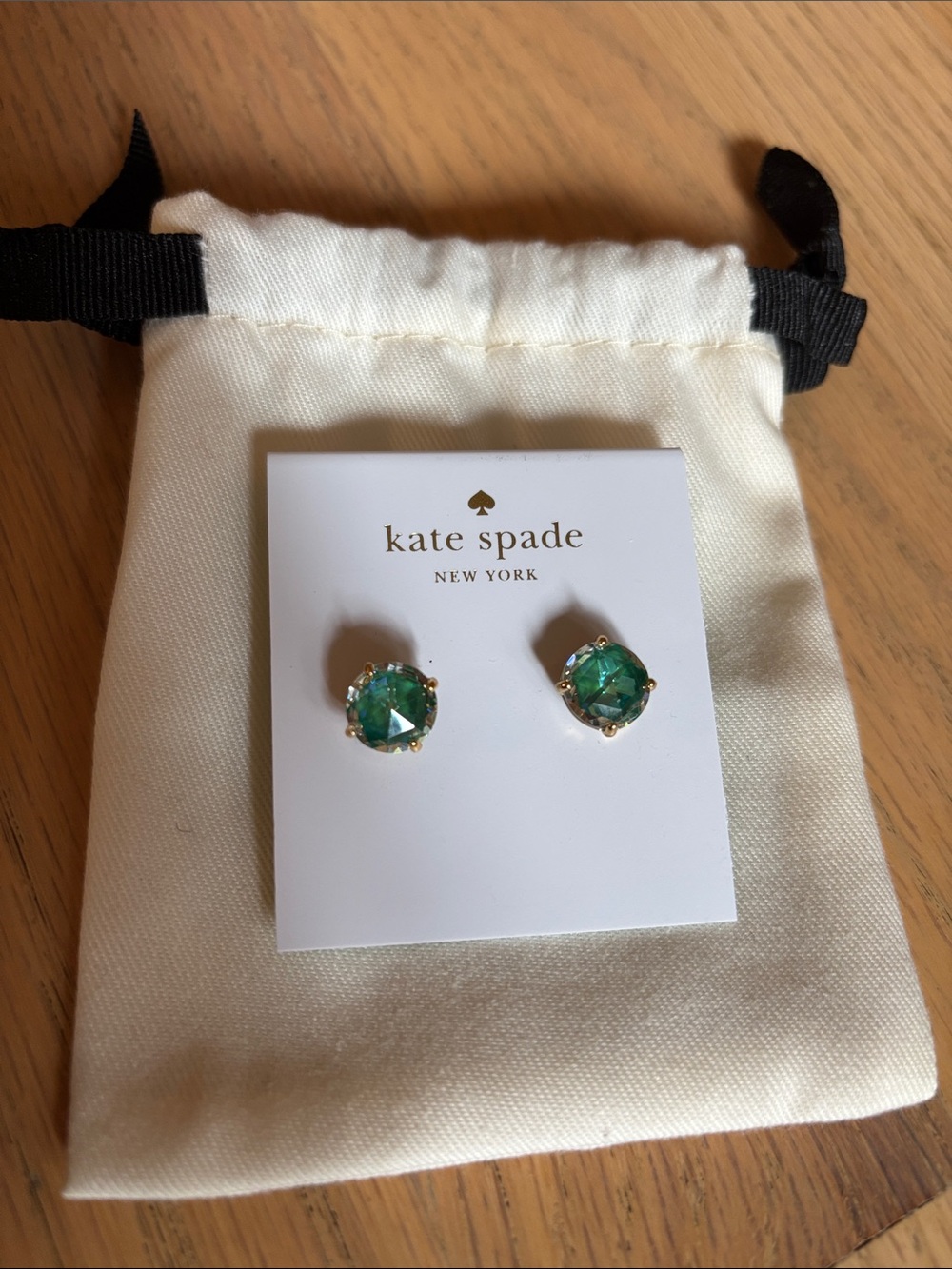 kate spade gold-tone emerald green crystal stud earrings